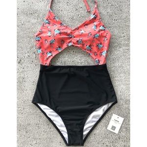 Size large one piece CUPSHE suit